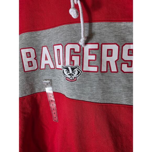 WISCONSIN BADGERS Cardinal Red Gray NEW Active Sporty Waist Length Hoodie SZ M - Picture 3 of 8